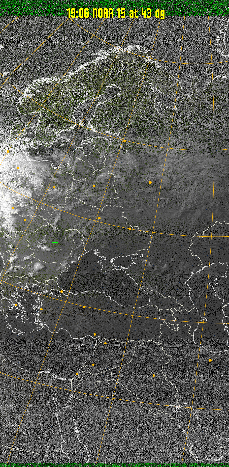 MSA-precip:
Same as MSA multispectral analysis, but high cold cloud tops are coloured the
same as the NO enhancement to give an approximate indication of the probability
and intensity of precipitation.