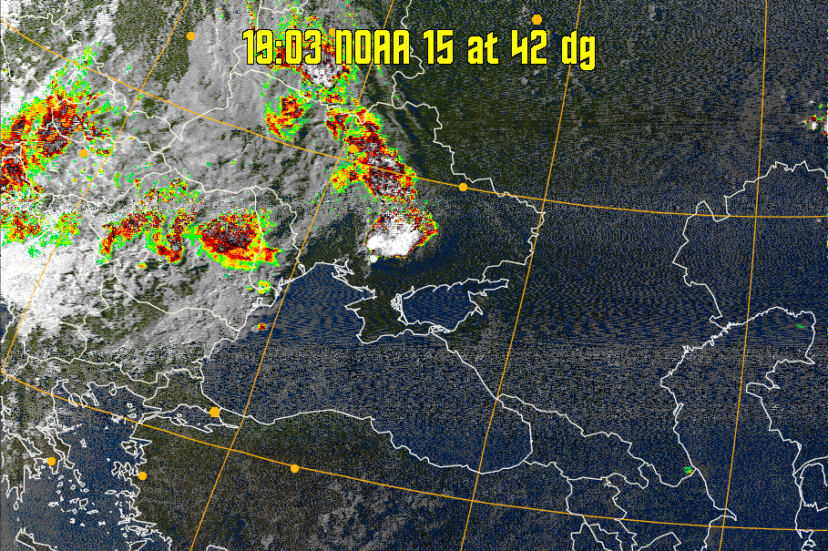MSA-precip:
Same as MSA multispectral analysis, but high cold cloud tops are coloured the
same as the NO enhancement to give an approximate indication of the probability
and intensity of precipitation.